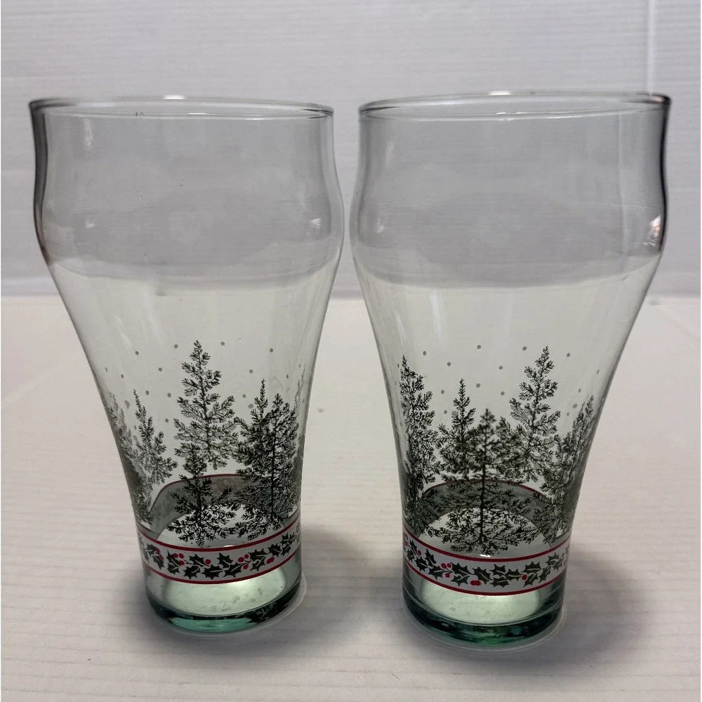 Lot of 2 - LIBBEY - COCA-COLA COKE -‎ Christmas Holiday 14 oz. Drinking Glasses